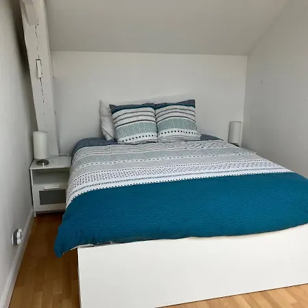 Maison De Ville, Hyper Centre, 8p, 105m2 Pornic